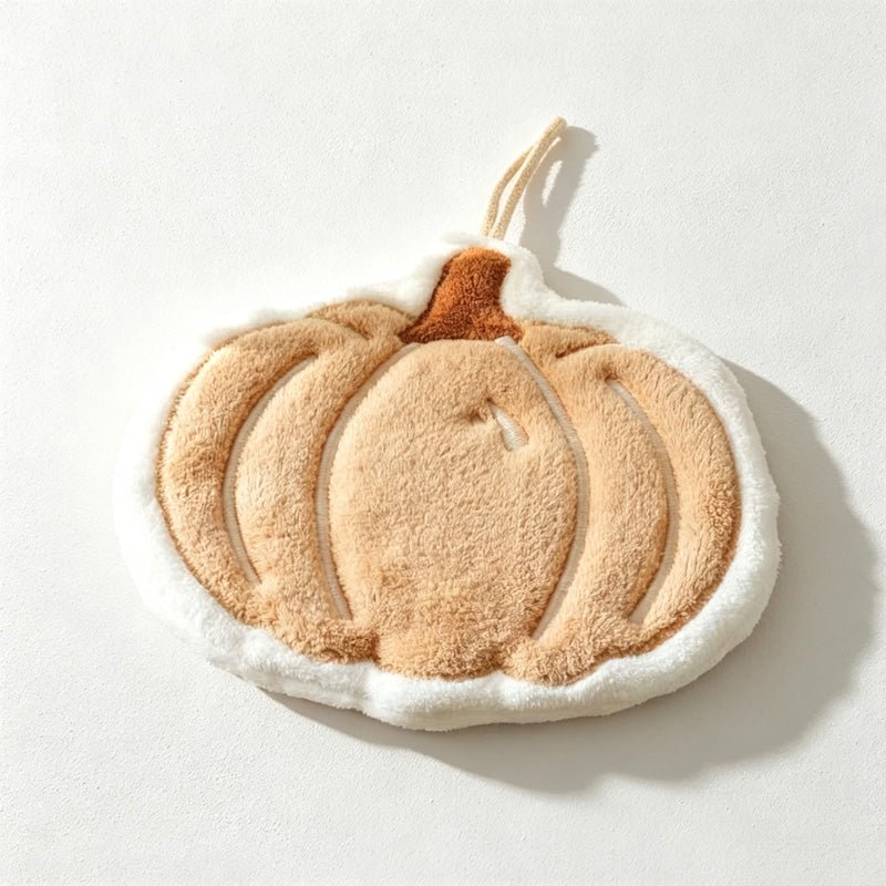 Teuke Home Hanging Maple Leaf Hanging Towel - Cozy Corner Accent