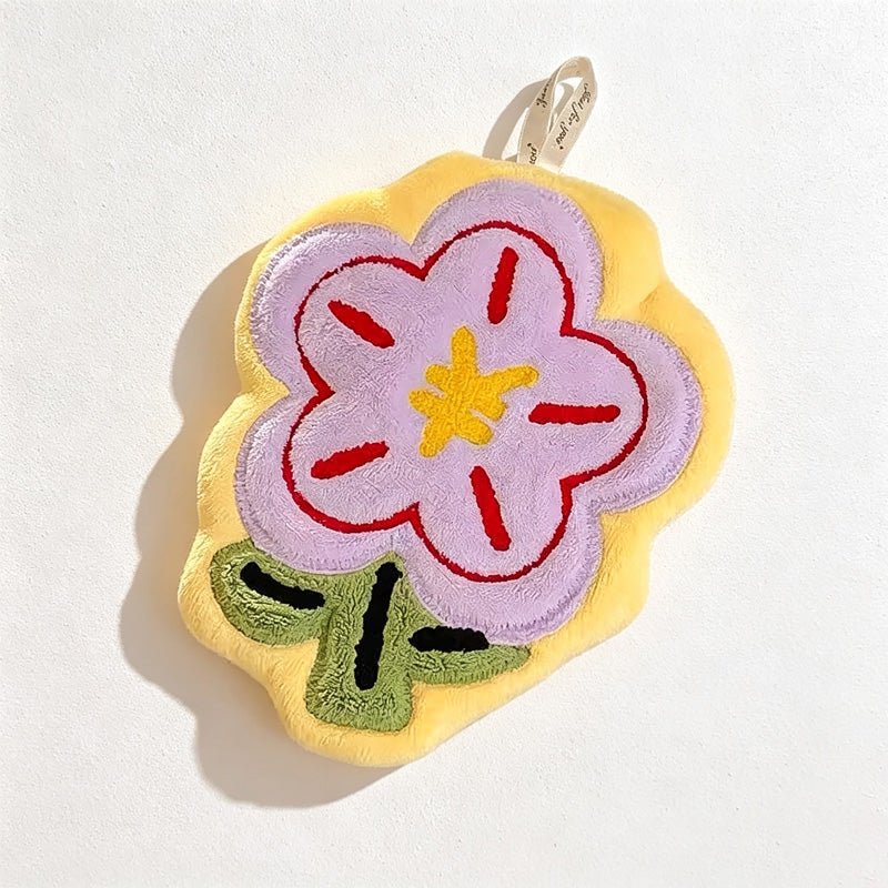 Teuke Home Hanging Flower Shape Hanging Towel - Everyday Use Accent