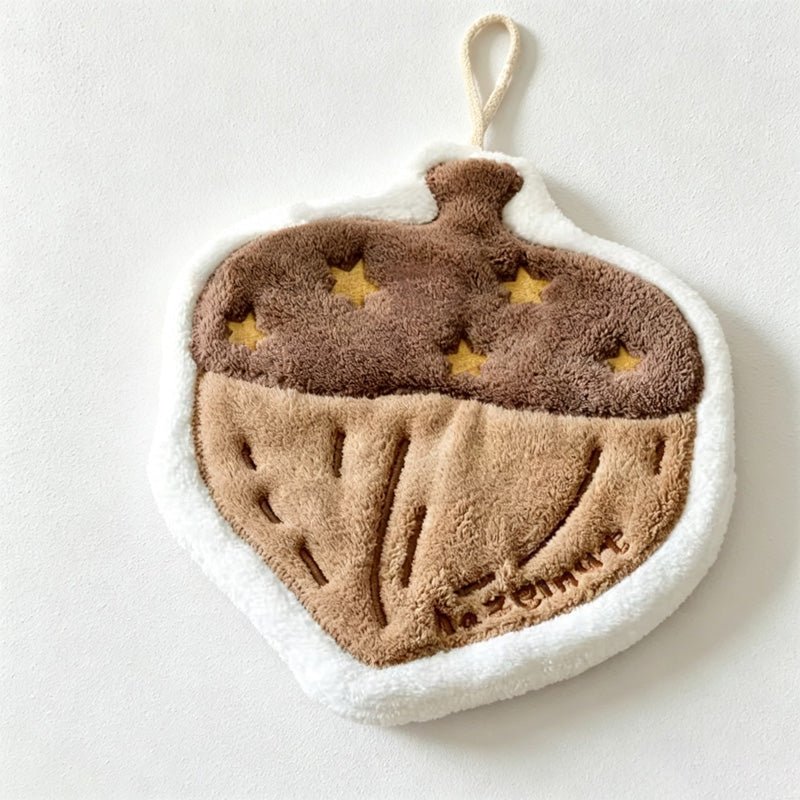 Teuke Home Hanging Maple Leaf Hanging Towel - Cozy Corner Accent